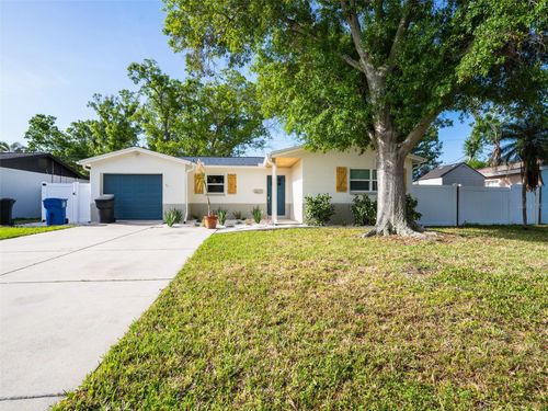 300 84th Ave Ne, SAINT PETERSBURG, FL, 33702-3838 | Card Image