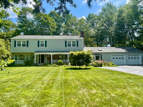 100 Horse Tavern Rd, Trumbull, CT, 06611-1518 | Card Image