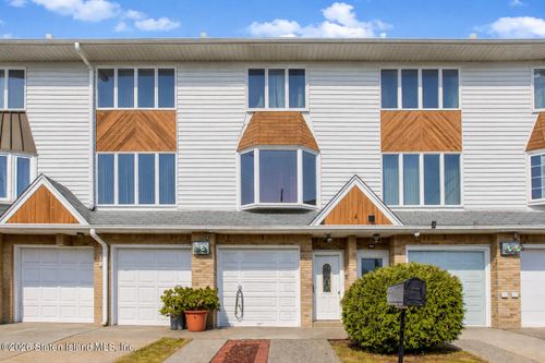 107 Hempstead Avenue, Staten Island, NY, 10306 | Card Image