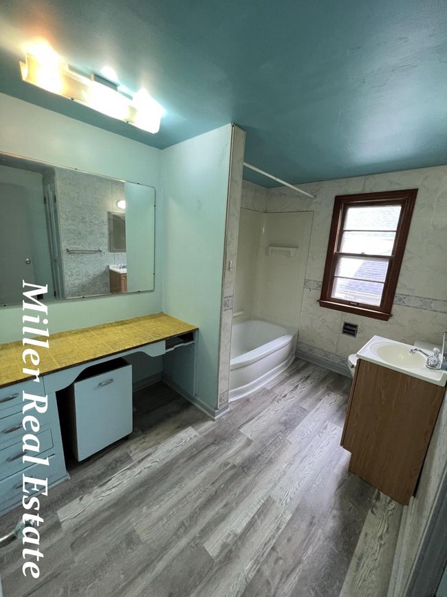 Miller Real Estate11 | Image 12