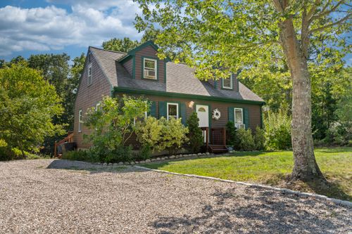 793 Blacksmith Shop Rd, East Falmouth, MA, 02536-4409 | Card Image