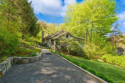 3 Berry Hl, Putnam Valley, NY, 10579-3244 | Card Image