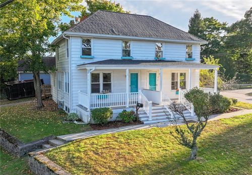 916 Bullocks Point Ave, Riverside, RI, 02915-4706 | Card Image