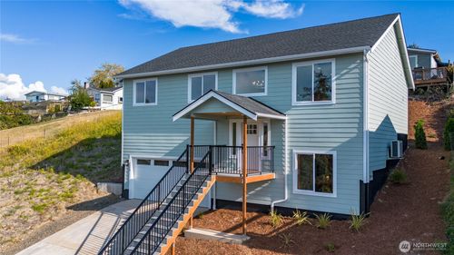 7528 Wooldridge Dr, Blaine, WA, 98230-9698 | Card Image