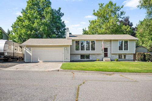 15313 E 14th Ave, Spokane Valley, WA, 99037-8829 | Card Image