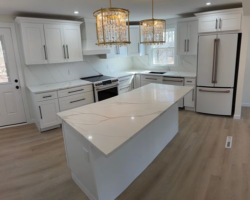 56 Bedard Ave, Derry, NH, 03038-4282 | Card Image