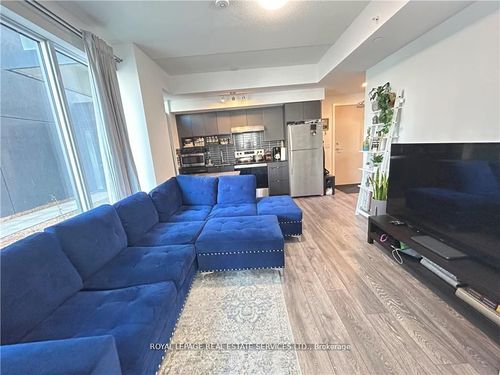 a111-1117 Cooke Blvd, Burlington, ON, L7T0C6 | Card Image