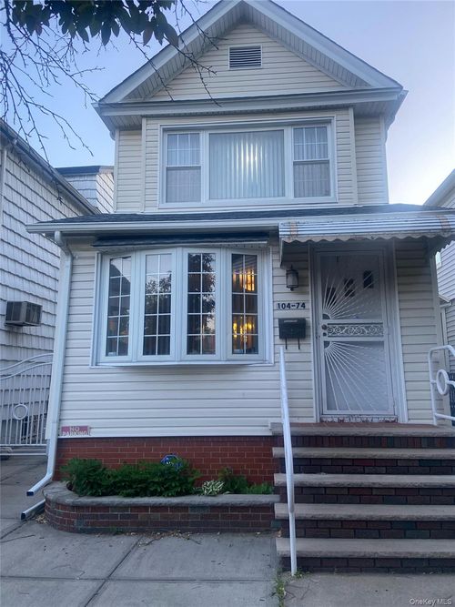 104-74 110th St, South Richmond Hill, NY, 11419-2412 | Card Image