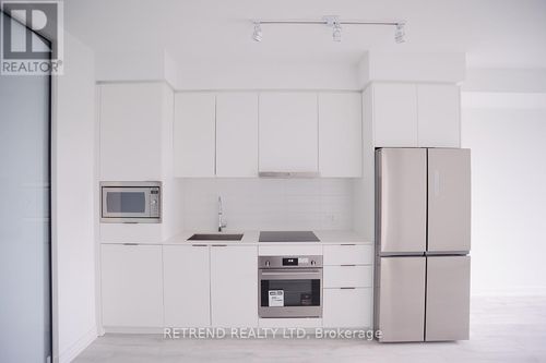 n716-7 Golden Lion Heights, Toronto (Newtonbrook East), ON, M2M0C1 | Card Image