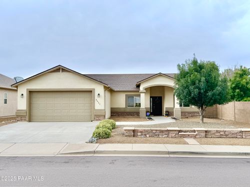 6622 E Farmstead Rd, Prescott Valley, AZ, 86314-9274 | Card Image
