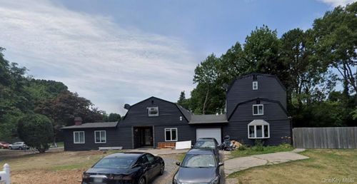 120 Morris Ave, Farmingville, NY, 11738-2281 | Card Image