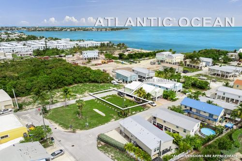 355 105th Street Ocean E, Marathon, FL, 33050-5308 | Card Image