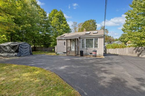58 Essex Street, Sanford, ME, 04073 | Card Image