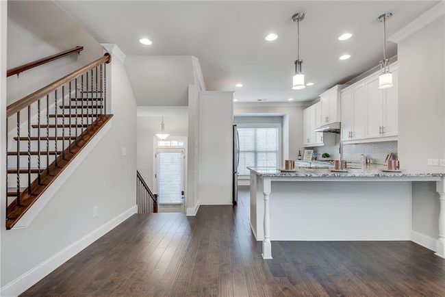 145 Laurel Crest Aly, Townhouse with 3 bedrooms, 4 bathrooms and null parking in Johns Creek GA | Image 6
