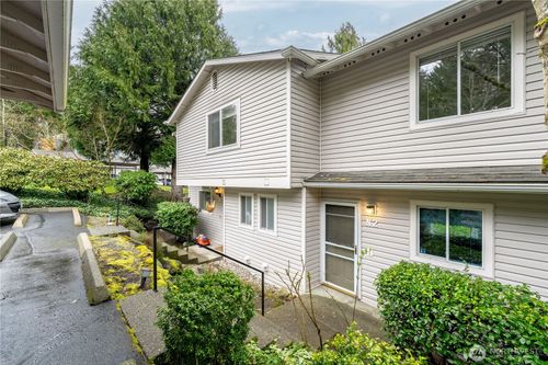 apt-n2-18910 Bothell Everett Hwy, Bothell, WA, 98012-5220 | Card Image