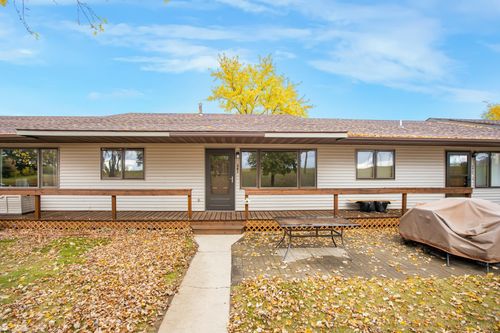 381 Spruce St, Paynesville, MN, 56362-2036 | Card Image