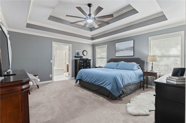 Luxurious primary suite | Image 16