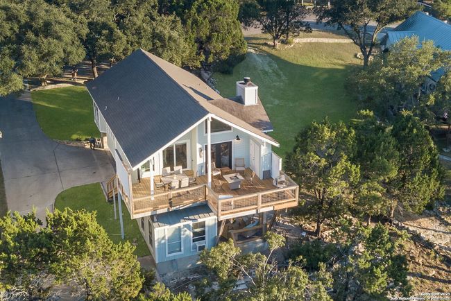 693 Riviera Dr, House other with 3 bedrooms, 2 bathrooms and null parking in Canyon Lake TX | Image 10