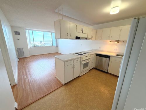 1506-3045 Ala Napuaa Place, Honolulu, HI, 96818 | Card Image