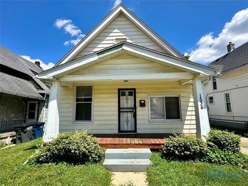 1534 Pinewood Ave, Toledo, OH, 43607-3972 | Card Image