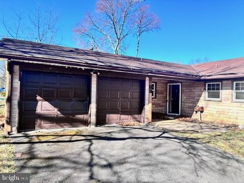 83 Eastbrook Ln, Willingboro, NJ, 08046-2264 | Card Image