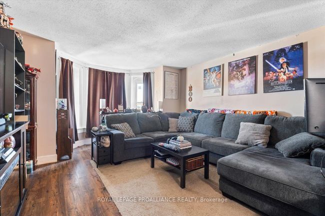 13 Church St, House other with 7 bedrooms, 4 bathrooms and 4 parking in Stirling ON | Image 17