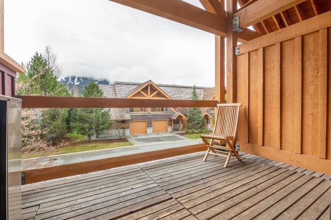 4729 Settebello Drive, Townhouse with 3 bedrooms, 3 bathrooms and 2 parking in Whistler BC | Image 9