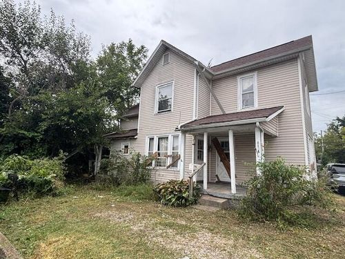 196 Mound St, Newark, OH, 43055-4934 | Card Image