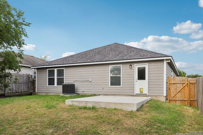 109 Creek Run, House other with 3 bedrooms, 2 bathrooms and null parking in Cibolo TX | Image 37