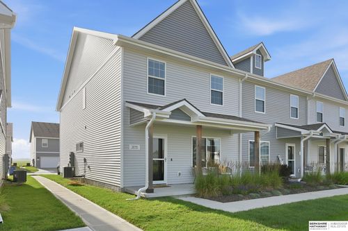 2219 N Aaron Way, Fremont, NE, 68025-6275 | Card Image
