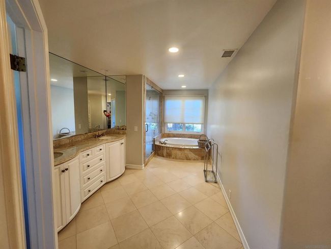 1402 Via Mil Cumbres, House other with 6 bedrooms, 8 bathrooms and 8 parking in Solana Beach CA | Image 16