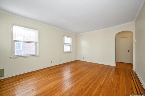 58-08 219th St, Bayside Hills, NY, 11364-1920 | Card Image