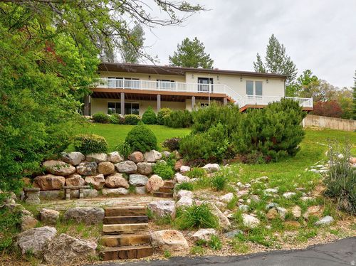 198 Oakwood Dr, Layton, UT, 84040-7458 | Card Image
