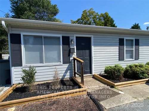 401 Needle Ct, Kannapolis, NC, 28081-4194 | Card Image
