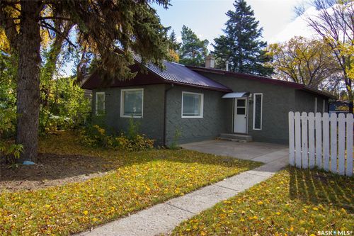 308 Hilliard Street E, Saskatoon, SK, S7J0E6 | Card Image