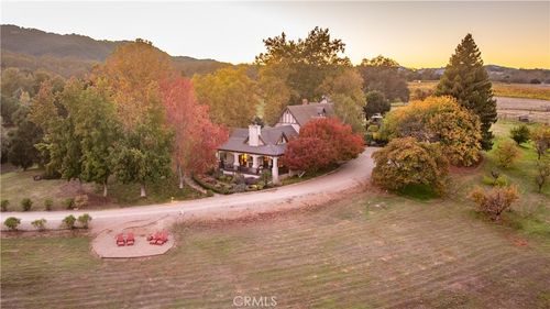 5415 Fairhills Rd, Paso Robles, CA, 93446-7602 | Card Image