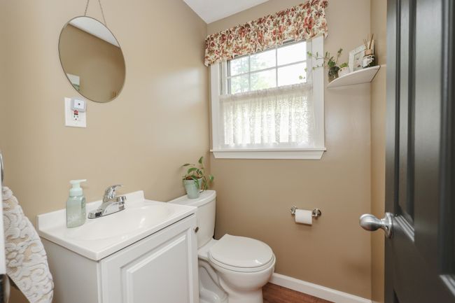 7 Midridge Cir, Condo with 2 bedrooms, 2 bathrooms and null parking in Londonderry NH | Image 13