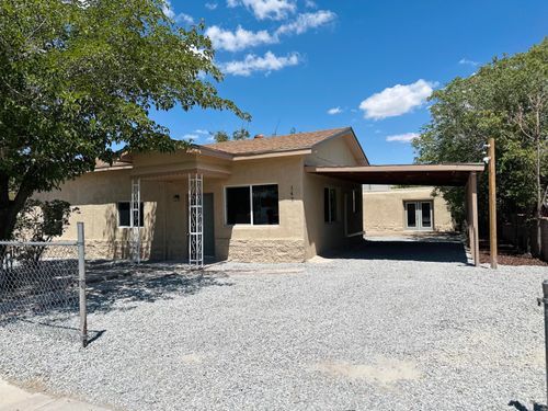 147 Hilton Ave Nw, Albuquerque, NM, 87107-4026 | Card Image