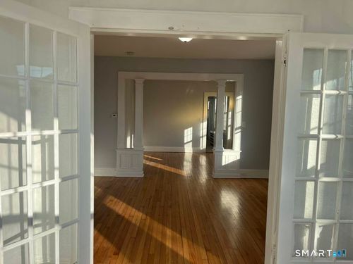 102 Remington St, Bridgeport, CT, 06610-2211 | Card Image