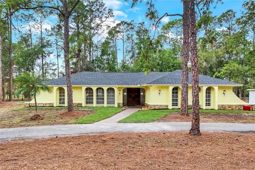 525 Weber Blvd N, Naples, FL, 34120-1635 | Card Image