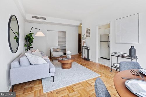 1114-2201 Pennsylvania Ave, PHILADELPHIA, PA, 19130-3527 | Card Image