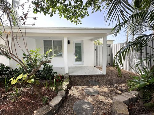 3-2201 Ne 9th Ave, Fort Lauderdale, FL, 33305 | Card Image