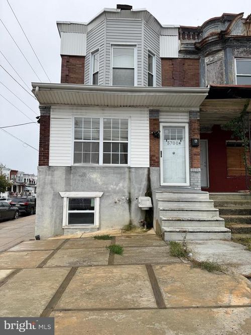 5700 Kingsessing Ave, Philadelphia, PA, 19143-5520 | Card Image