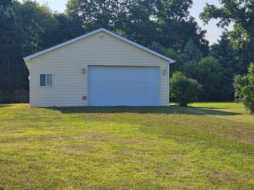 7969 Lancaster Ln, East Leroy, MI, 49051-7806 | Card Image