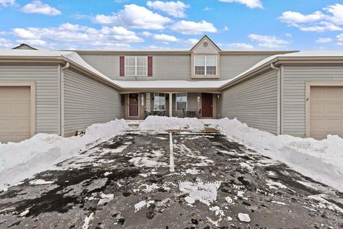 11b-2101 Tamarin Dr, Columbus, OH, 43235-8312 | Card Image