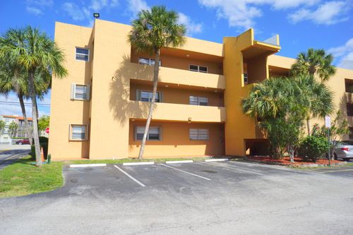 202-1891 Sw 81st Avenue, North Lauderdale, FL, 33068 | Card Image