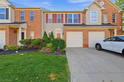 108 Clay Ct, Berea, OH, 44017-3150 | Card Image