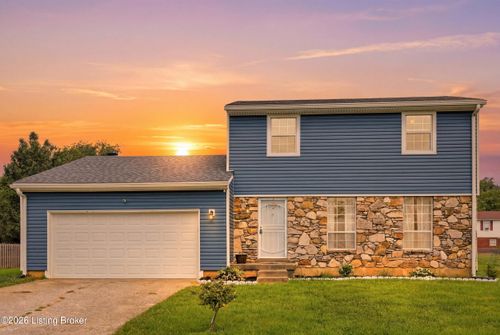1227 Senate Cir, Radcliff, KY, 40160-2733 | Card Image