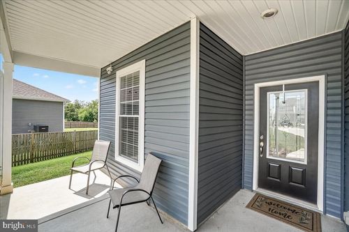 10042 Roulette Drive Drive, HAGERSTOWN, MD, 21740 | Card Image