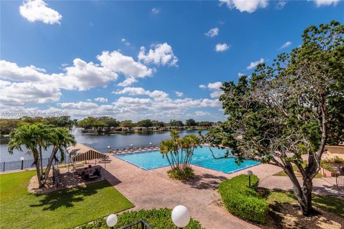 208-200 Ashbury Rd, Hollywood, FL, 33024 | Card Image